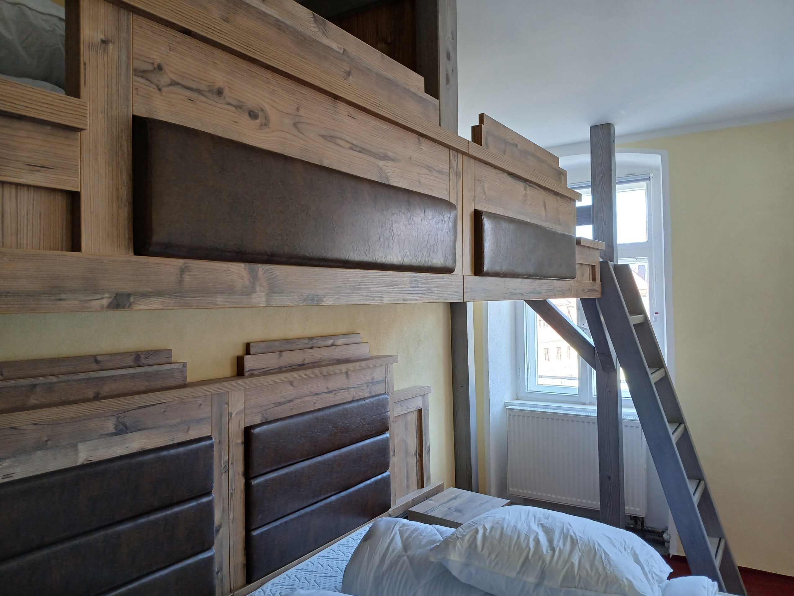 Hostel Bett